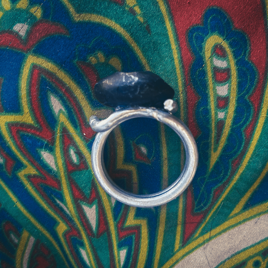 Black Stone Spoon Ring – Handmade from Upcycled Vintage Silverware - The Modern Alien