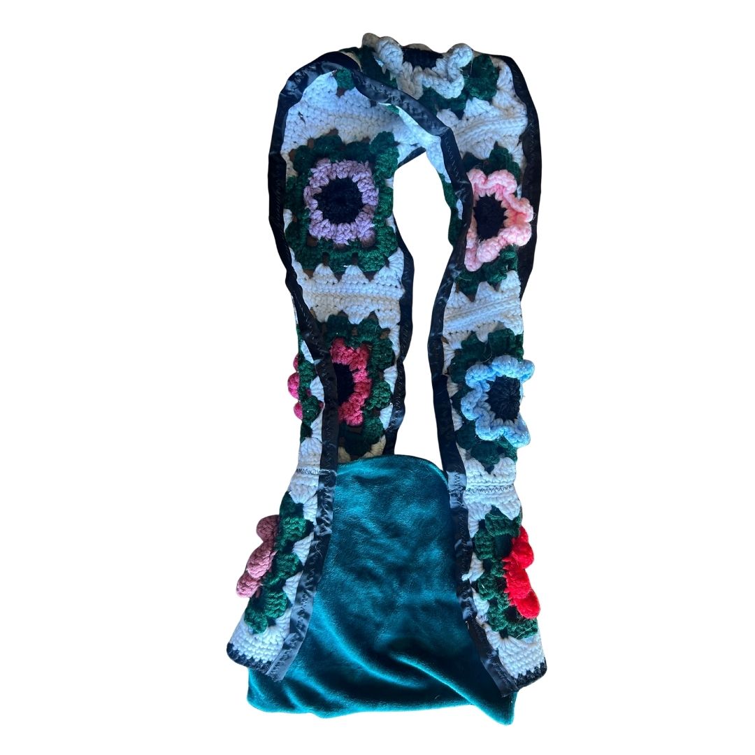 Crochet Flower Crossbody Bag – Handmade Vintage Boho Chic