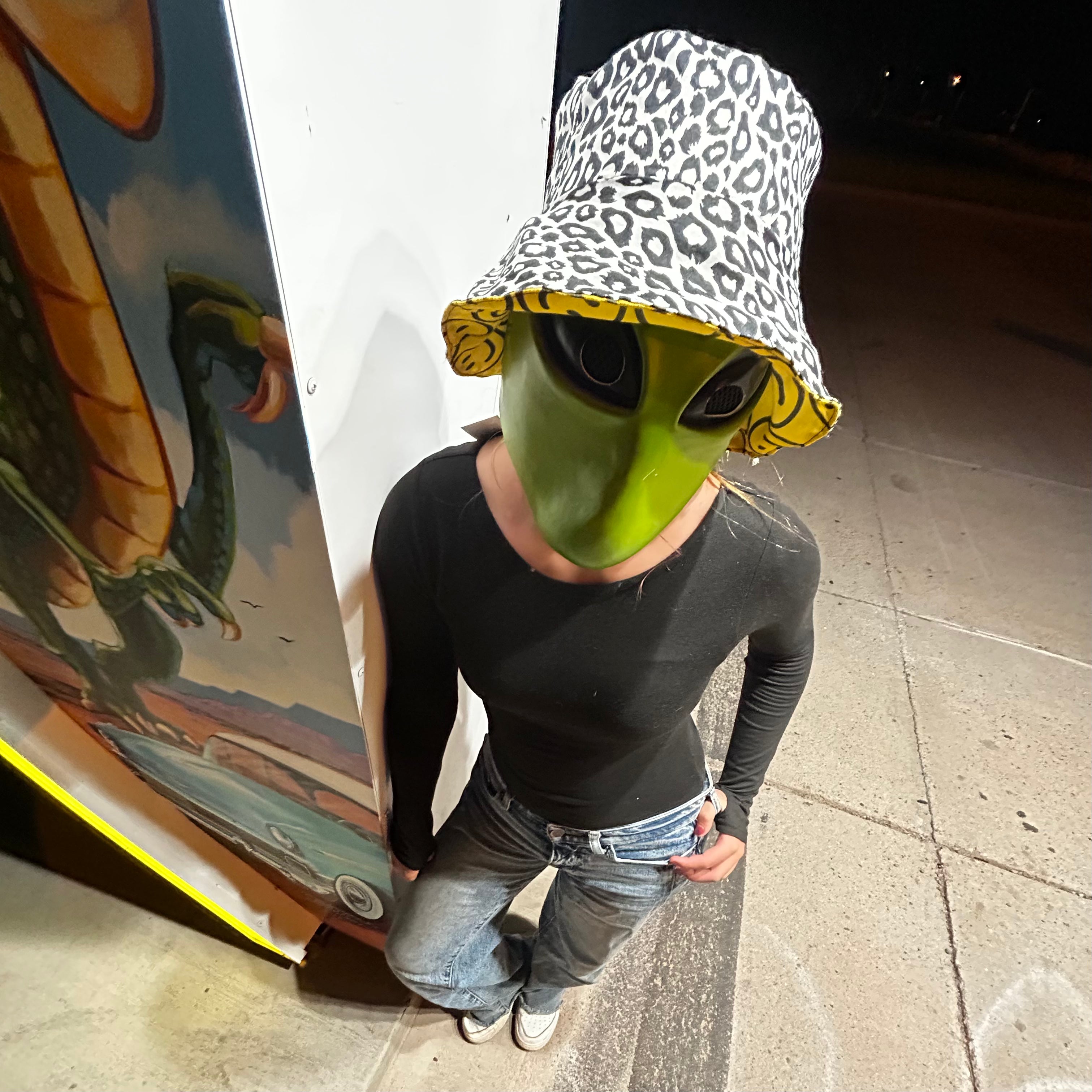 Reversible Smiley Face Bucket Hat – Bold Streetwear with a Twist