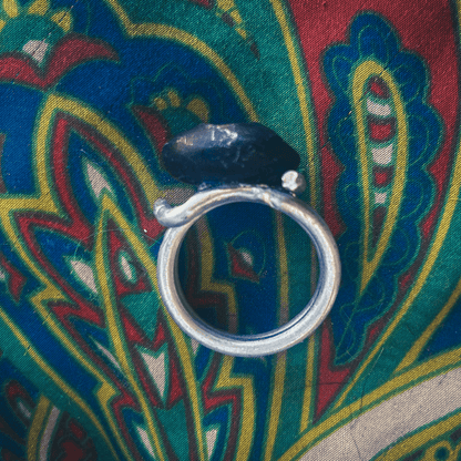 Black Stone Spoon Ring – Handmade from Upcycled Vintage Silverware - The Modern Alien
