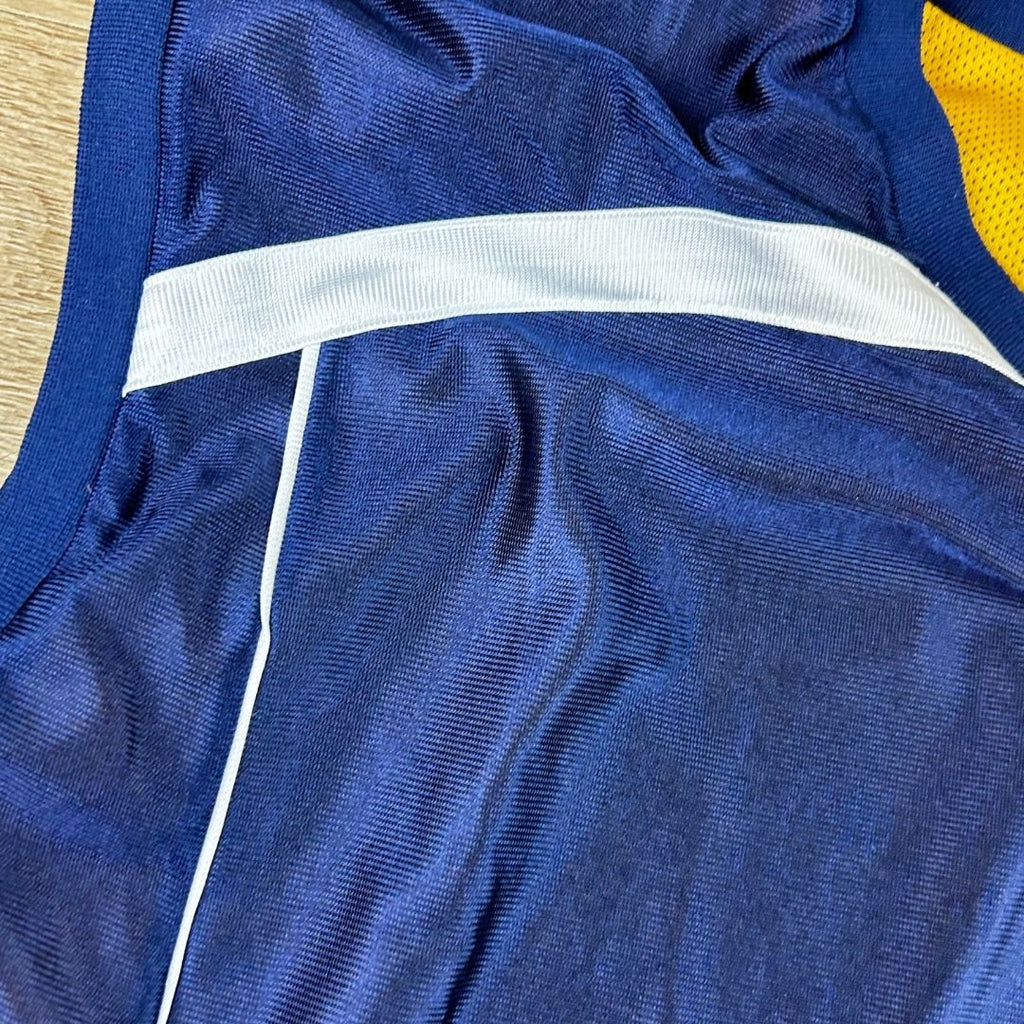 Drippy Alien Sports Jersey – Futuristic Streetwear x Athletic Edge - The Modern Alien