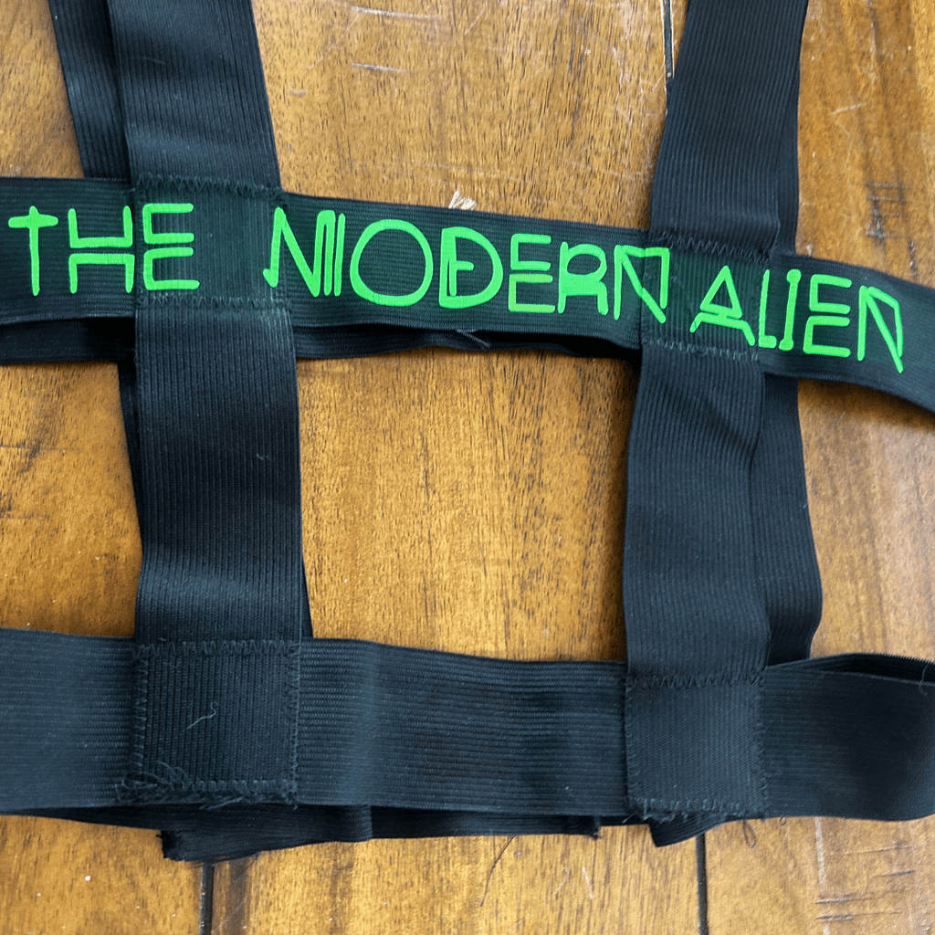 Futuristic Strapped Ensemble – NYFW 2024 Exclusive - The Modern Alien