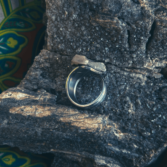 Spoon Ring with Raw Crystal Shard – Handmade & Upcycled - The Modern Alien
