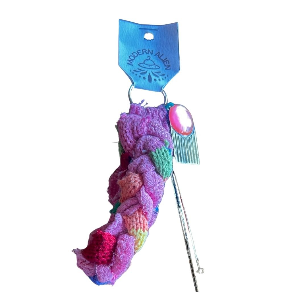 💖 Upcycled Wristlet | Handmade from Scrap Fabric & Mismatched Earrings - The Modern Alien