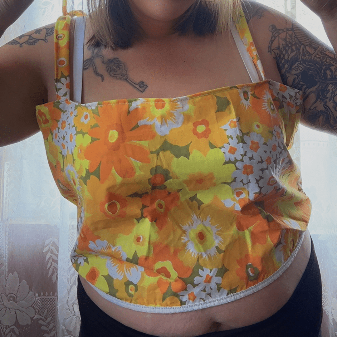 Vintage Sheet to Crop Top - ONLINE Tutorial - The Modern Alien