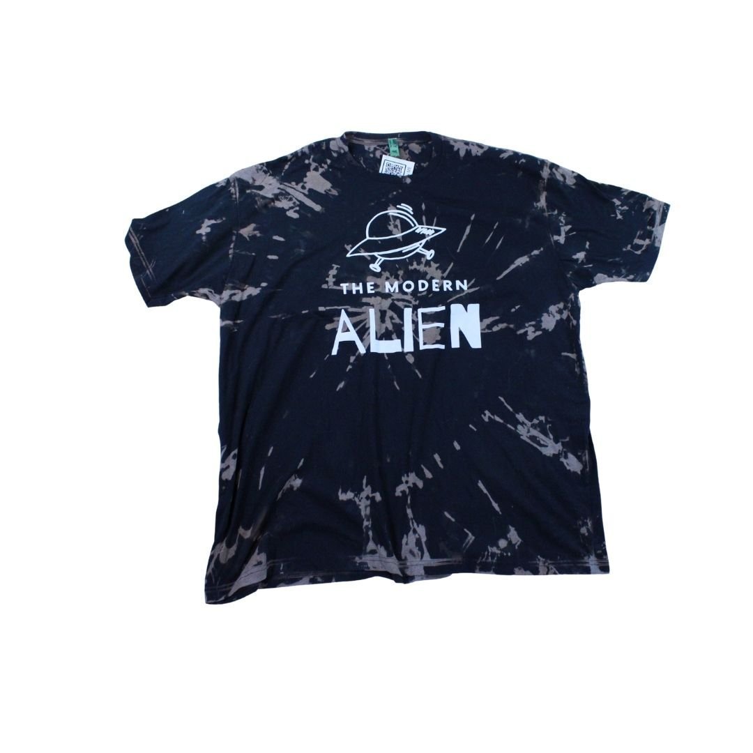 Bleach - Dyed Tee – Galactic Streetwear with a Cosmic Twist - The Modern Alien