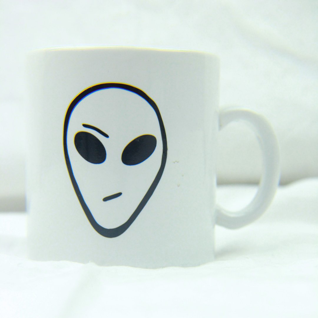 Too Early for Humans Coffe Cup - The Modern Alien